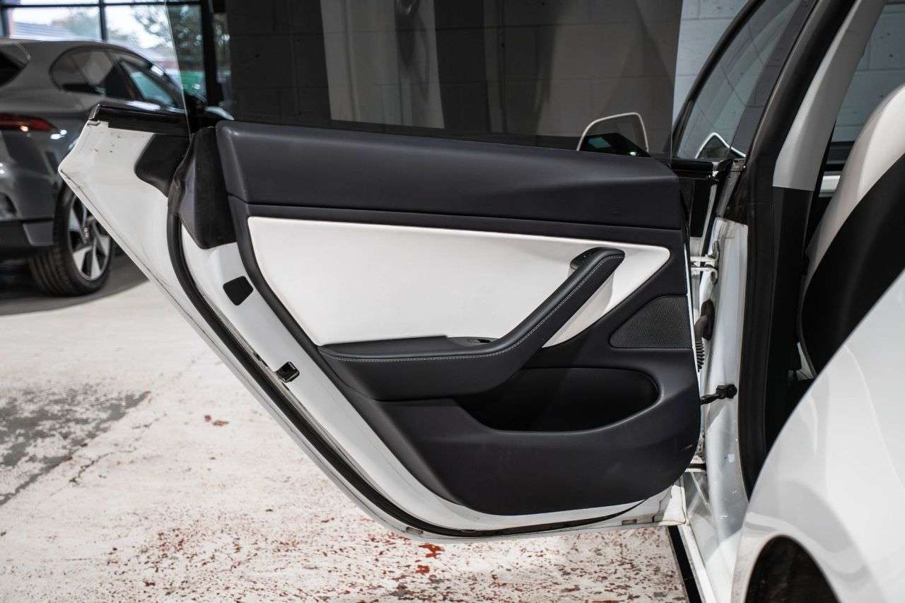 2020 TESLA MODEL 3 2020 TESLA MODEL 3
