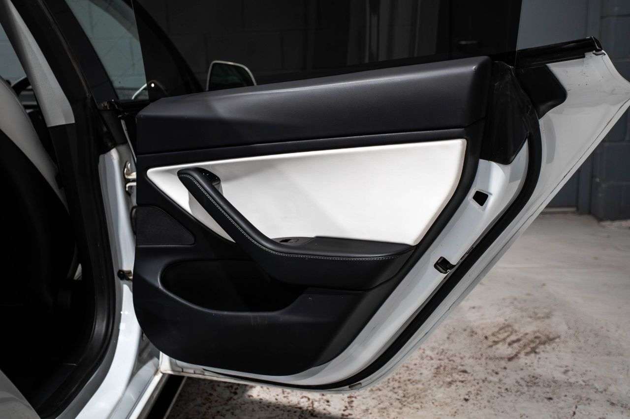 2020 TESLA MODEL 3 2020 TESLA MODEL 3