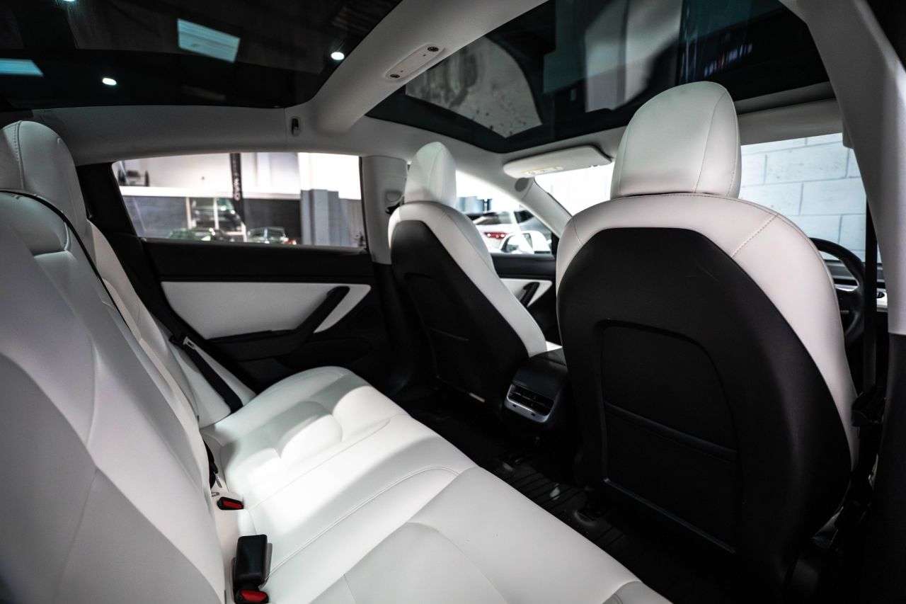 2020 TESLA MODEL 3 2020 TESLA MODEL 3