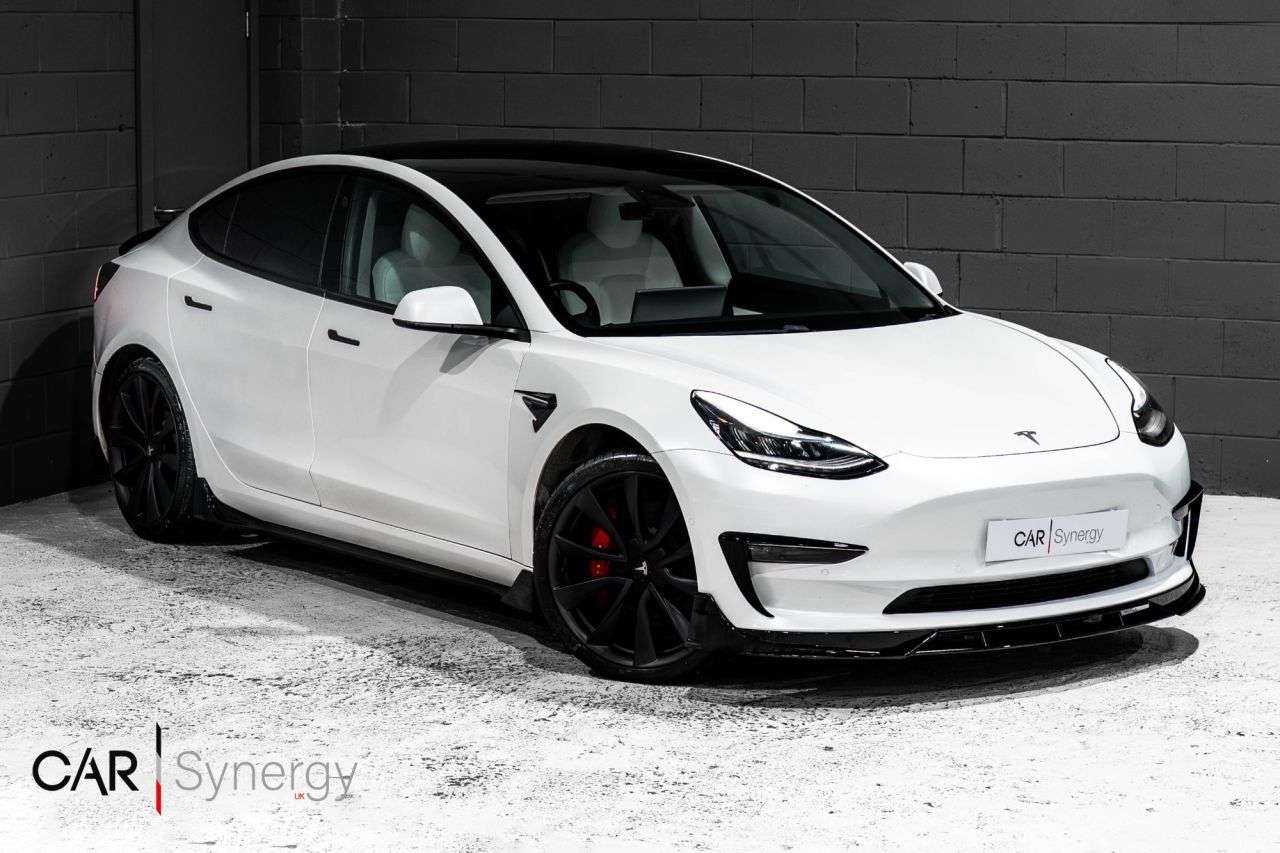 A 2020 TESLA MODEL 3 (Dual Motor) Performance Saloon 4dr Electric Auto 4WDE (Performance Upgrade A 2020 TESLA MODEL 3 (Dual Motor) Performance Saloon 4dr Electric Auto 4WDE (Performance Upgrade