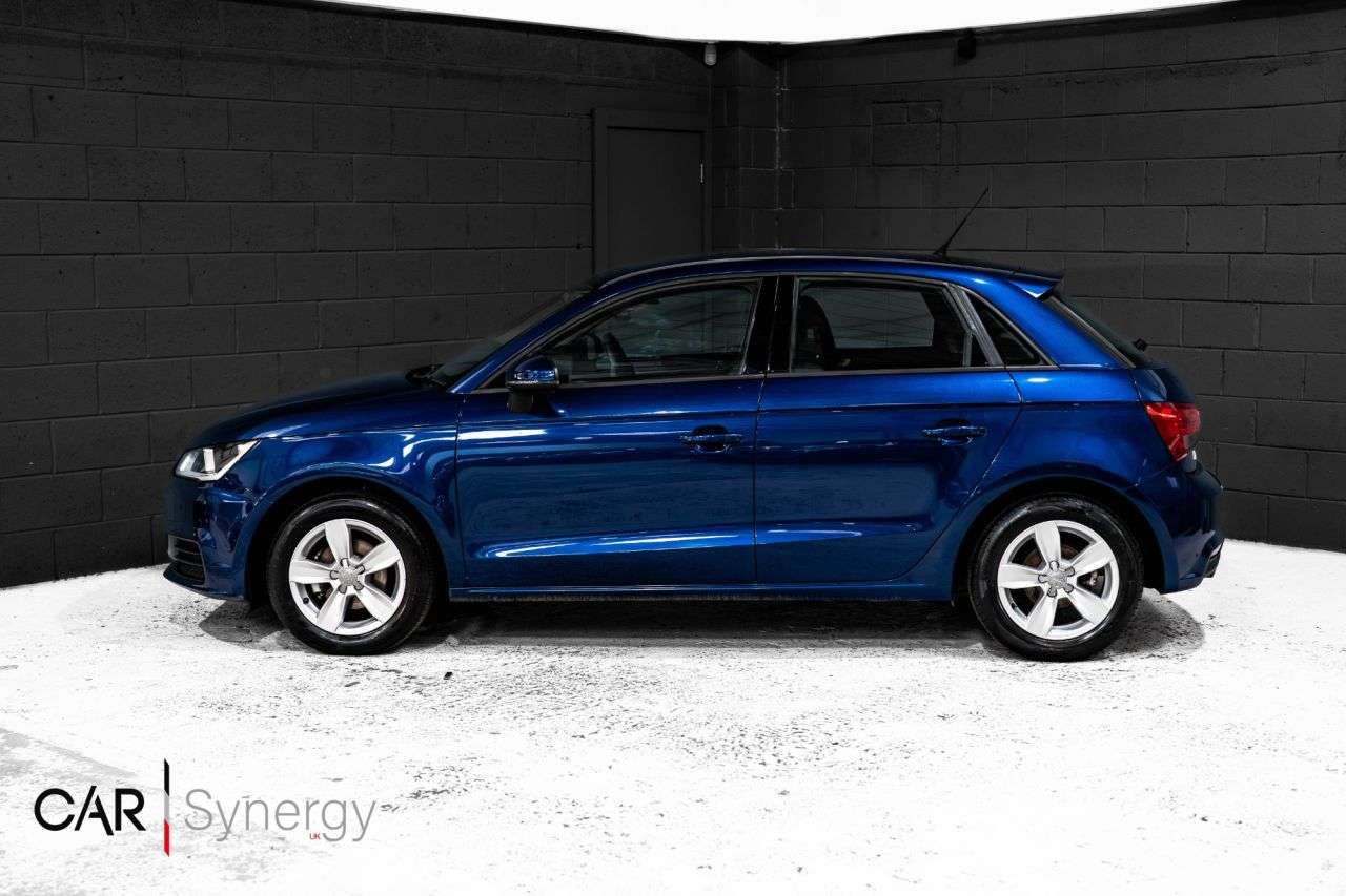 A 2016 AUDI A1 1.0 TFSI SE Sportback 5dr Petrol Manual Euro 6 (s/s) (95 ps) / STUNNING CAR A 2016 AUDI A1 1.0 TFSI SE Sportback 5dr Petrol Manual Euro 6 (s/s) (95 ps) / STUNNING CAR