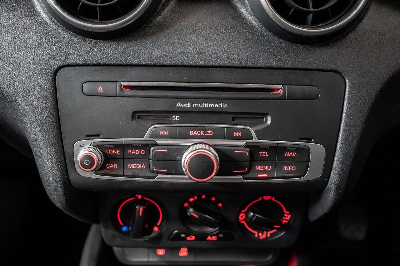 2016 AUDI A1 2016 AUDI A1