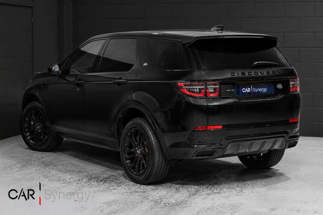A 2020 LAND ROVER DISCOVERY SPORT 2.0 D180 MHEV R-Dynamic HSE SUV 5dr Diesel Auto 4WD Euro 6 (s/s) (180 ps) / A 2020 LAND ROVER DISCOVERY SPORT 2.0 D180 MHEV R-Dynamic HSE SUV 5dr Diesel Auto 4WD Euro 6 (s/s) (180 ps) /