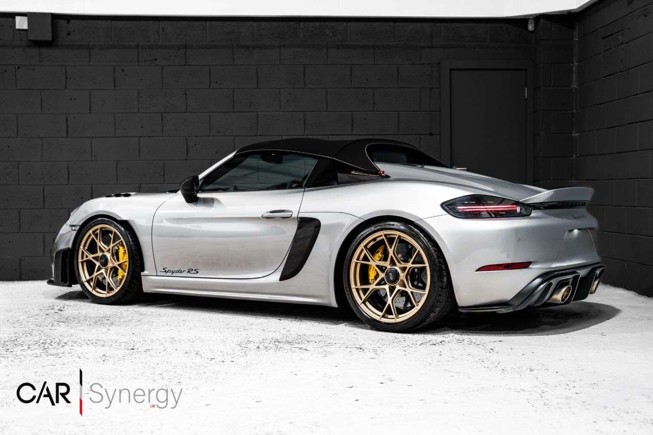 2024 PORSCHE 718 SPYDER 2024 PORSCHE 718 SPYDER