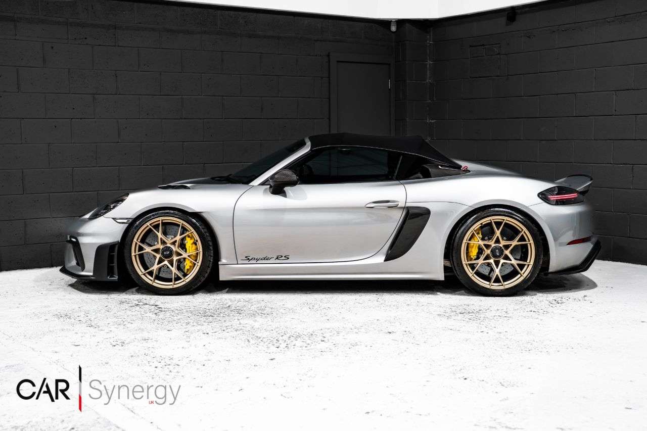 2024 PORSCHE 718 SPYDER 2024 PORSCHE 718 SPYDER