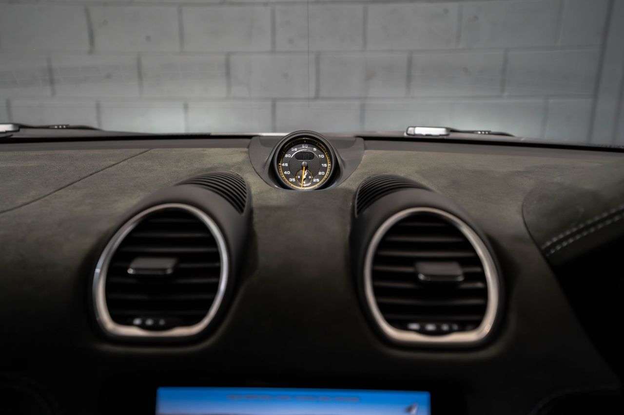 2024 PORSCHE 718 SPYDER 2024 PORSCHE 718 SPYDER