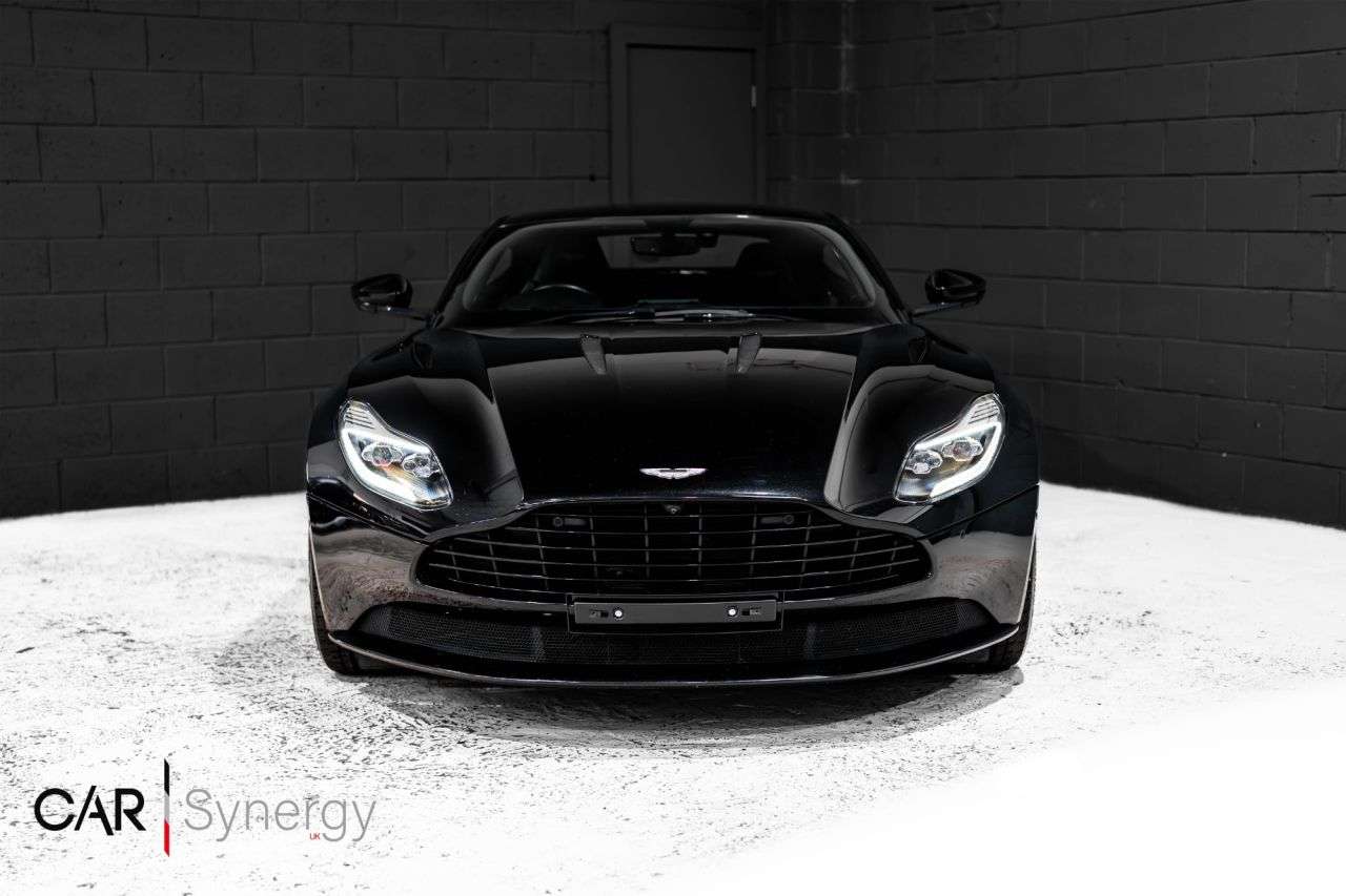 2018 ASTON MARTIN DB11 2018 ASTON MARTIN DB11