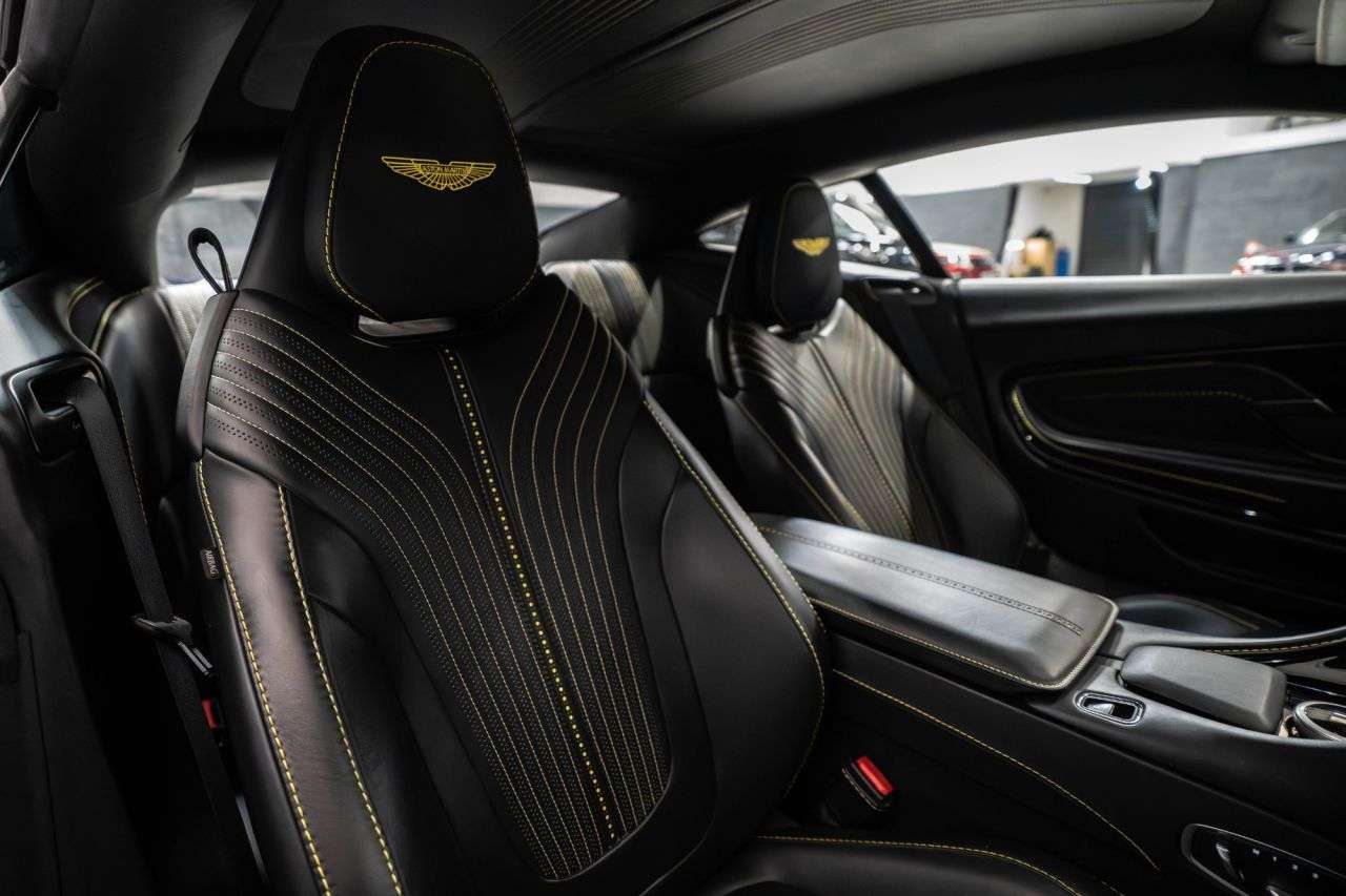 2018 ASTON MARTIN DB11 2018 ASTON MARTIN DB11