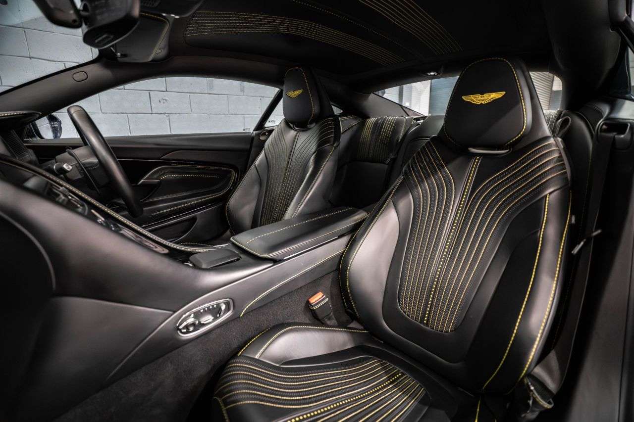 2018 ASTON MARTIN DB11 2018 ASTON MARTIN DB11