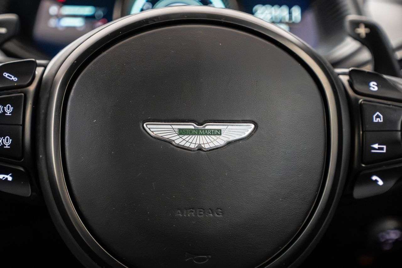 2018 ASTON MARTIN DB11 2018 ASTON MARTIN DB11