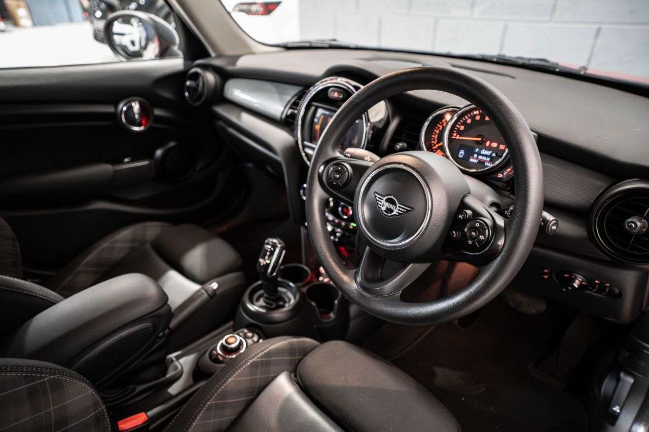 2018 MINI HATCH 2018 MINI HATCH