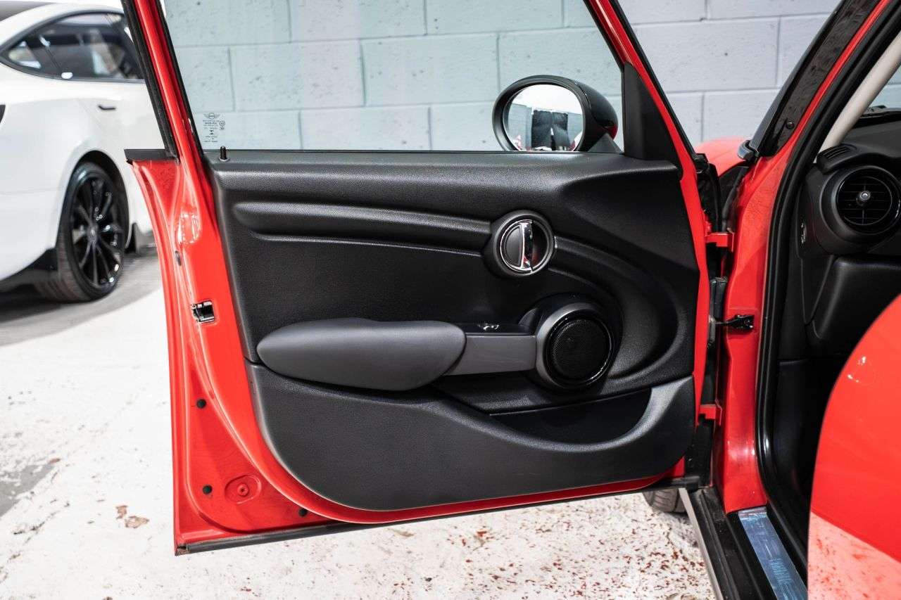 2018 MINI HATCH 2018 MINI HATCH