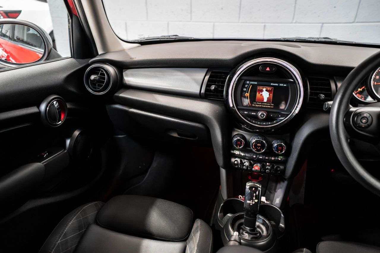 2018 MINI HATCH 2018 MINI HATCH