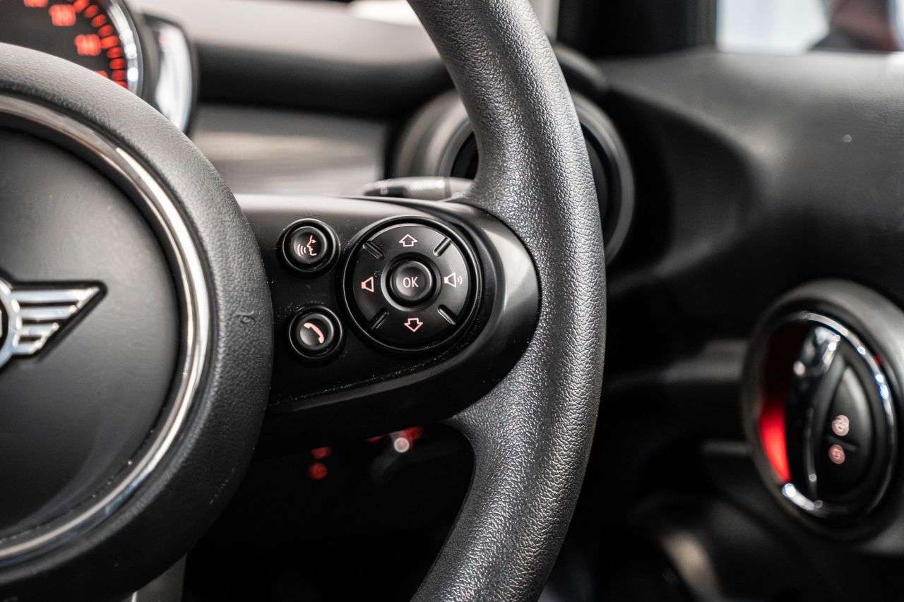 2018 MINI HATCH 2018 MINI HATCH