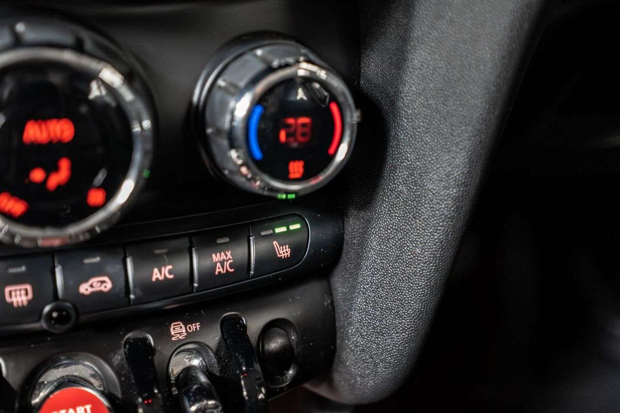 2018 MINI HATCH 2018 MINI HATCH