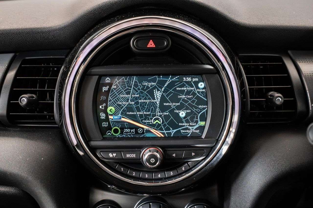 2018 MINI HATCH 2018 MINI HATCH