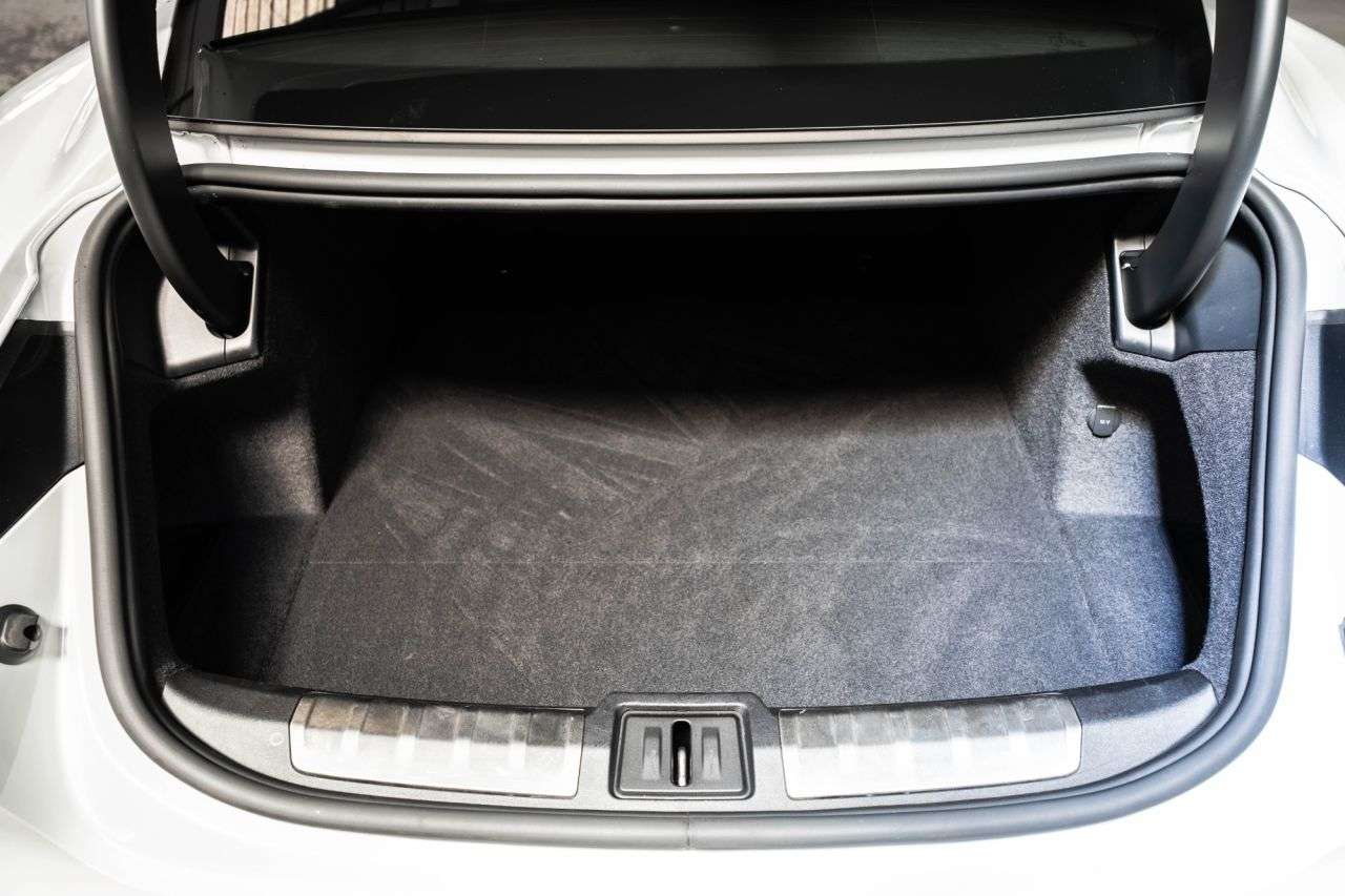 2020 PORSCHE TAYCAN 2020 PORSCHE TAYCAN