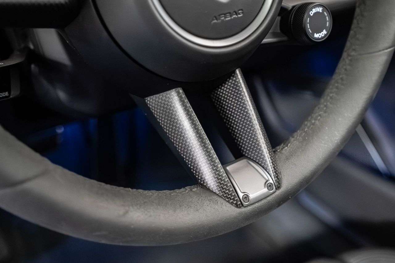 2020 PORSCHE TAYCAN 2020 PORSCHE TAYCAN
