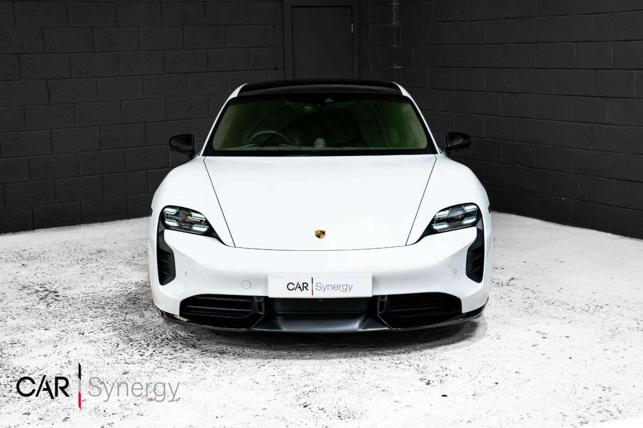 2020 PORSCHE TAYCAN 2020 PORSCHE TAYCAN