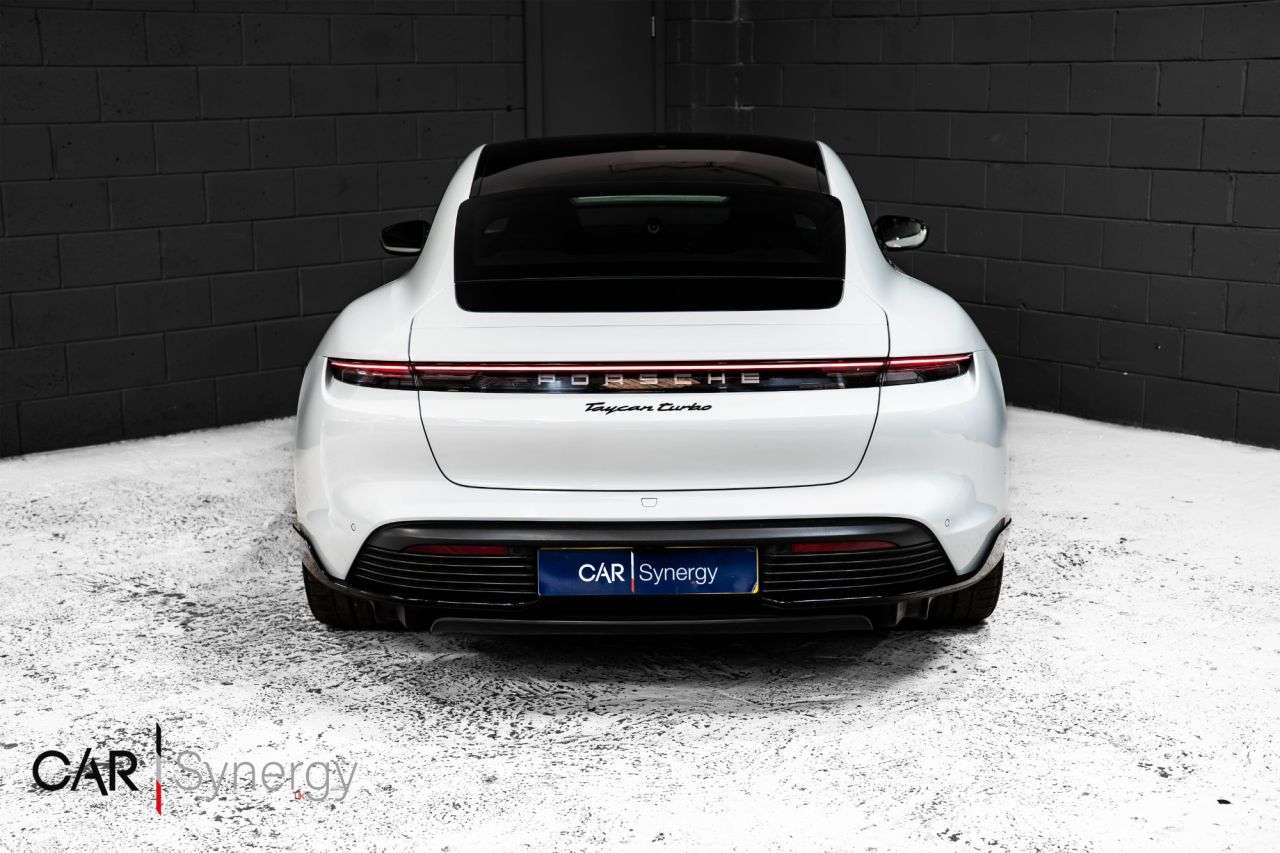 2020 PORSCHE TAYCAN 2020 PORSCHE TAYCAN
