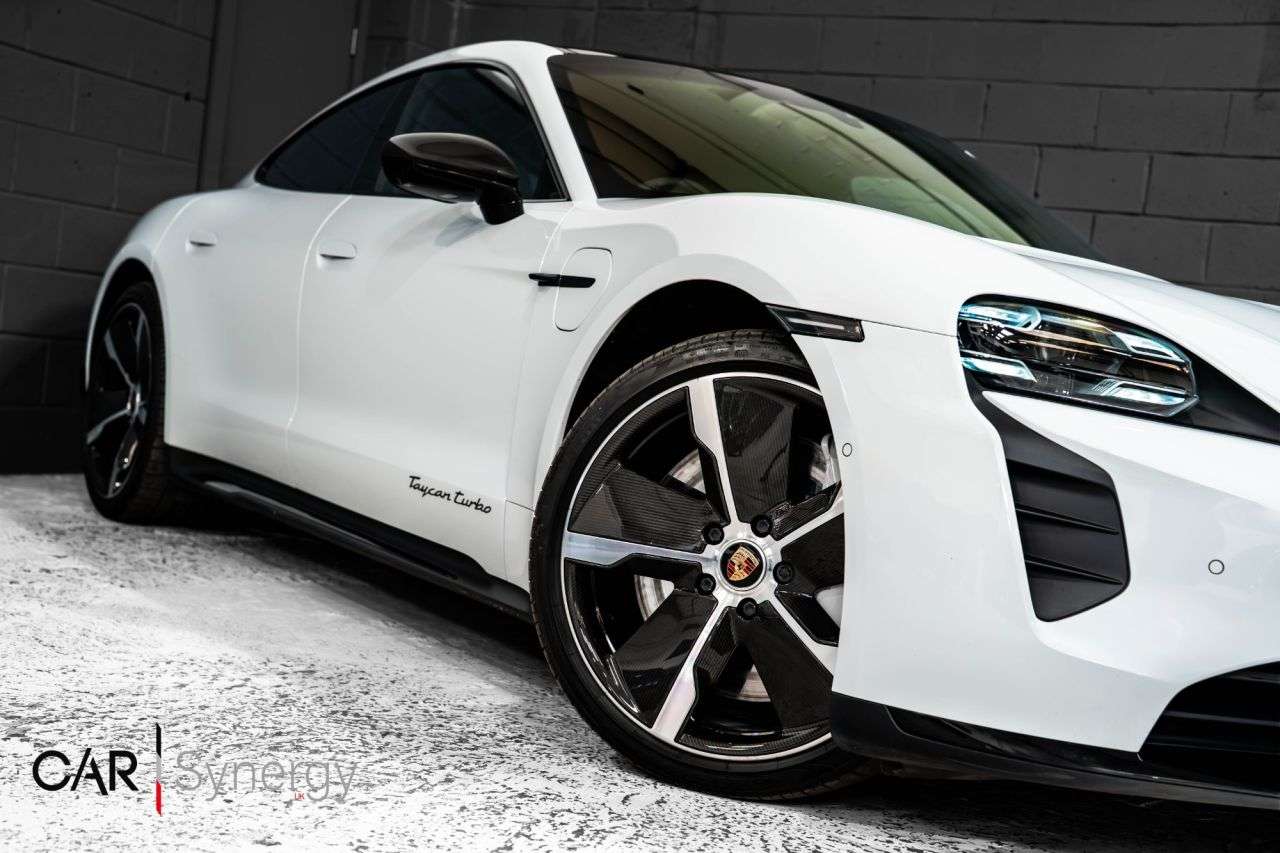 2020 PORSCHE TAYCAN 2020 PORSCHE TAYCAN