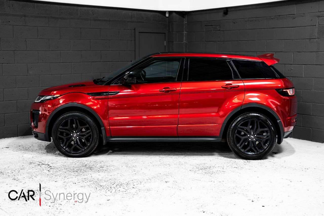 A 2017 LAND ROVER RANGE ROVER EVOQUE 2.0 TD4 HSE Dynamic SUV 5dr Diesel Auto 4WD Euro 6 (s/s) (180 ps) / STUNNIN A 2017 LAND ROVER RANGE ROVER EVOQUE 2.0 TD4 HSE Dynamic SUV 5dr Diesel Auto 4WD Euro 6 (s/s) (180 ps) / STUNNIN