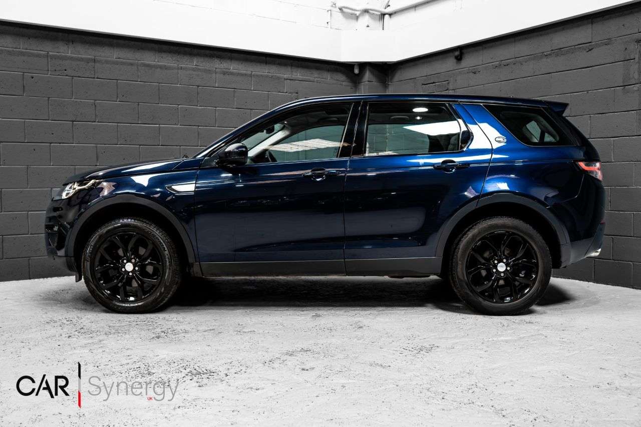 A 2017 LAND ROVER DISCOVERY SPORT 2.0 TD4 HSE SUV 5dr Diesel Auto 4WD Euro 6 (s/s) (180 ps) / STUNNING CAR! A 2017 LAND ROVER DISCOVERY SPORT 2.0 TD4 HSE SUV 5dr Diesel Auto 4WD Euro 6 (s/s) (180 ps) / STUNNING CAR!