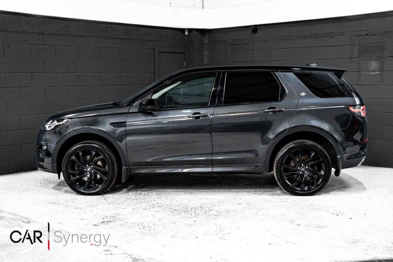 A 2017 LAND ROVER DISCOVERY SPORT 2.0 SD4 HSE Dynamic Lux SUV 5dr Diesel Auto 4WD Euro 6 (s/s) (240 ps) / STU A 2017 LAND ROVER DISCOVERY SPORT 2.0 SD4 HSE Dynamic Lux SUV 5dr Diesel Auto 4WD Euro 6 (s/s) (240 ps) / STU