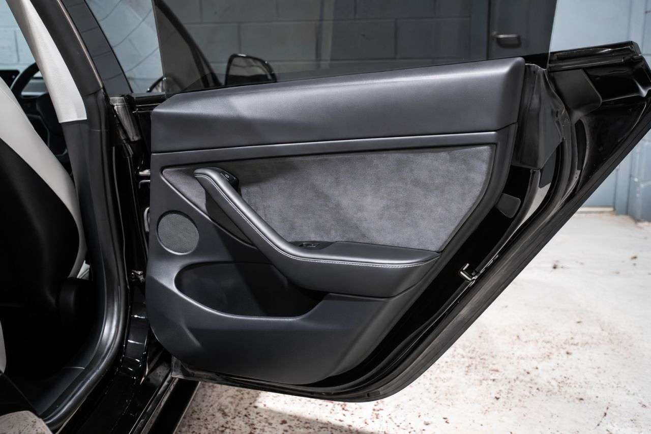 2021 TESLA MODEL 3 2021 TESLA MODEL 3