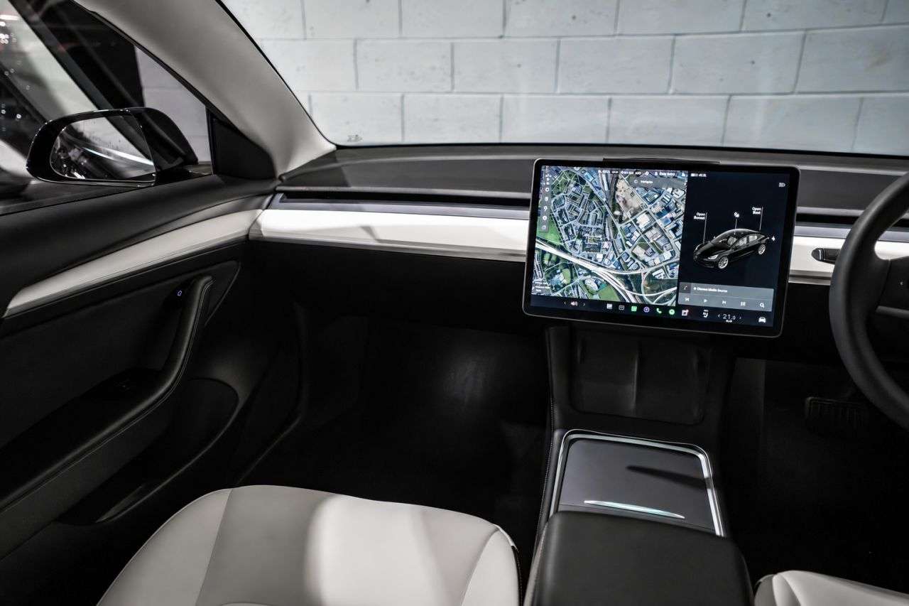 2021 TESLA MODEL 3 2021 TESLA MODEL 3