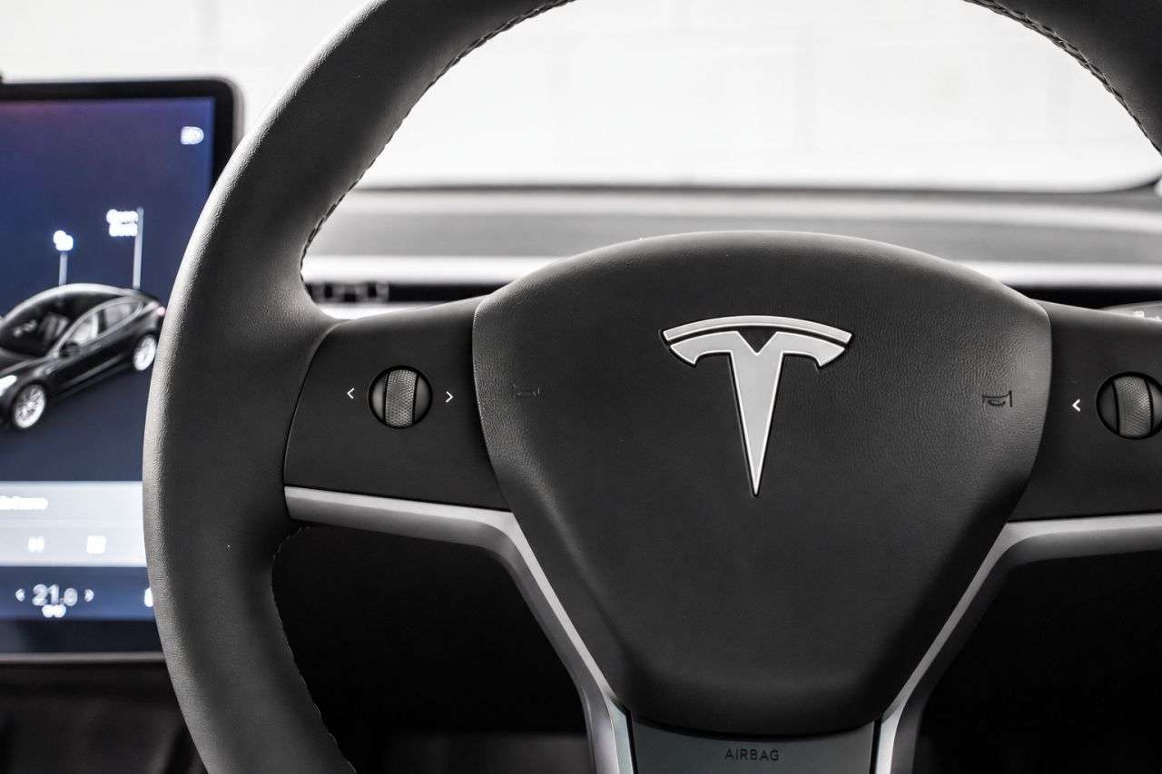 2021 TESLA MODEL 3 2021 TESLA MODEL 3