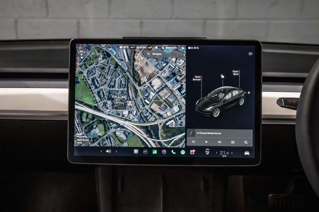 2021 TESLA MODEL 3 2021 TESLA MODEL 3