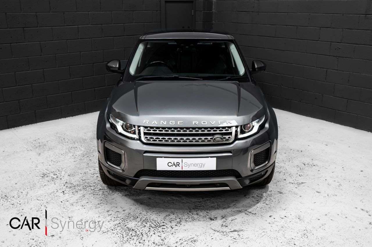 A 2017 LAND ROVER RANGE ROVER EVOQUE 2.0 TD4 SE SUV 5dr Diesel Auto 4WD Euro 6 (s/s) (180 ps) / STUNNING CAR! A 2017 LAND ROVER RANGE ROVER EVOQUE 2.0 TD4 SE SUV 5dr Diesel Auto 4WD Euro 6 (s/s) (180 ps) / STUNNING CAR!