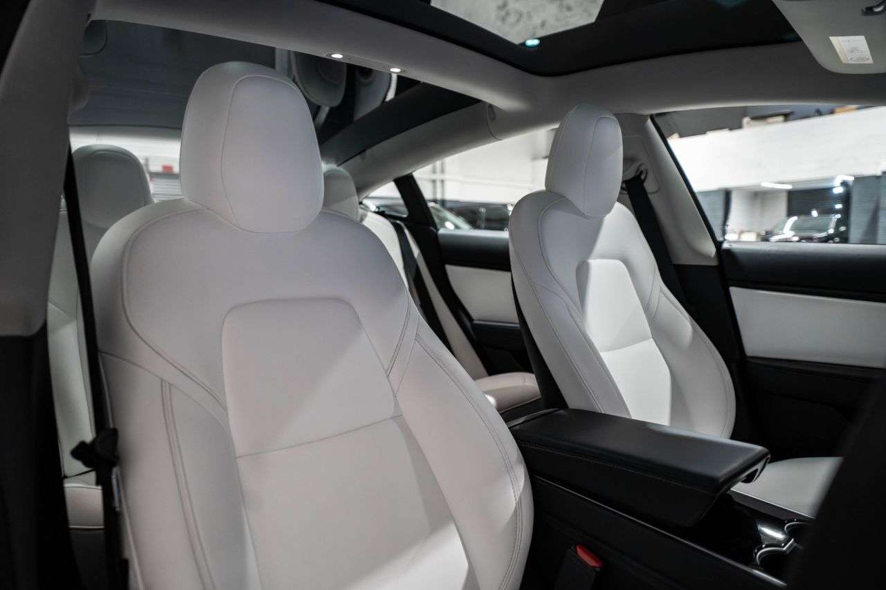 2020 TESLA MODEL 3 2020 TESLA MODEL 3