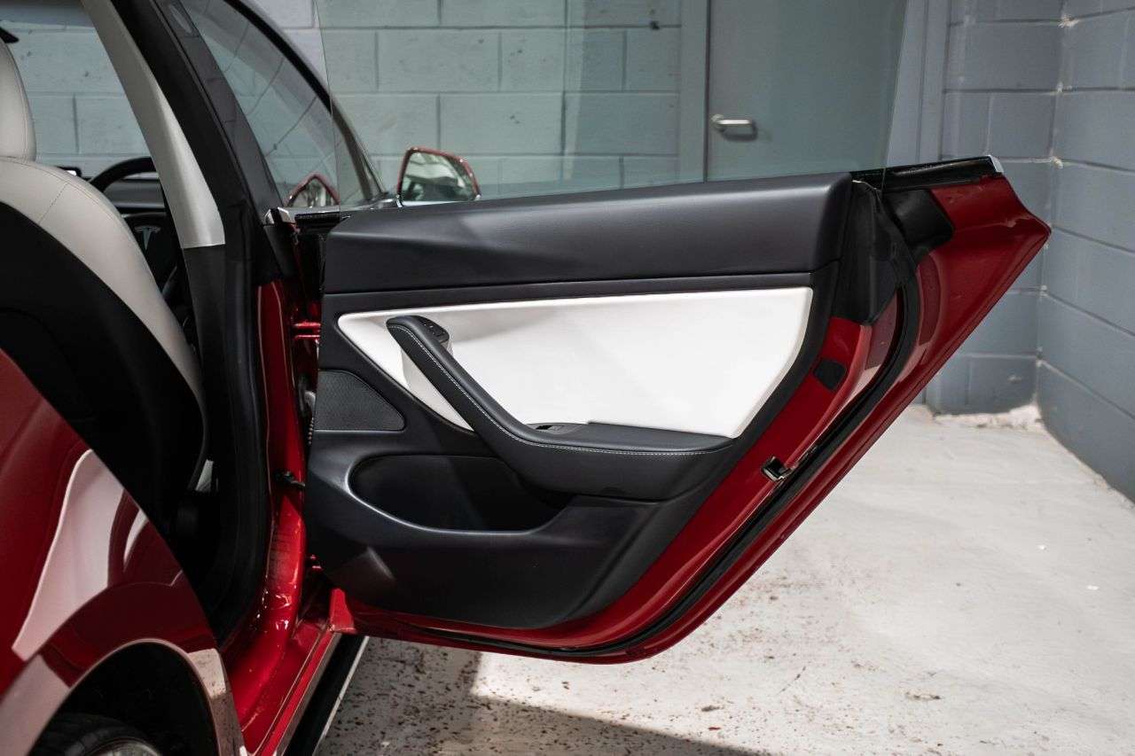 2020 TESLA MODEL 3 2020 TESLA MODEL 3