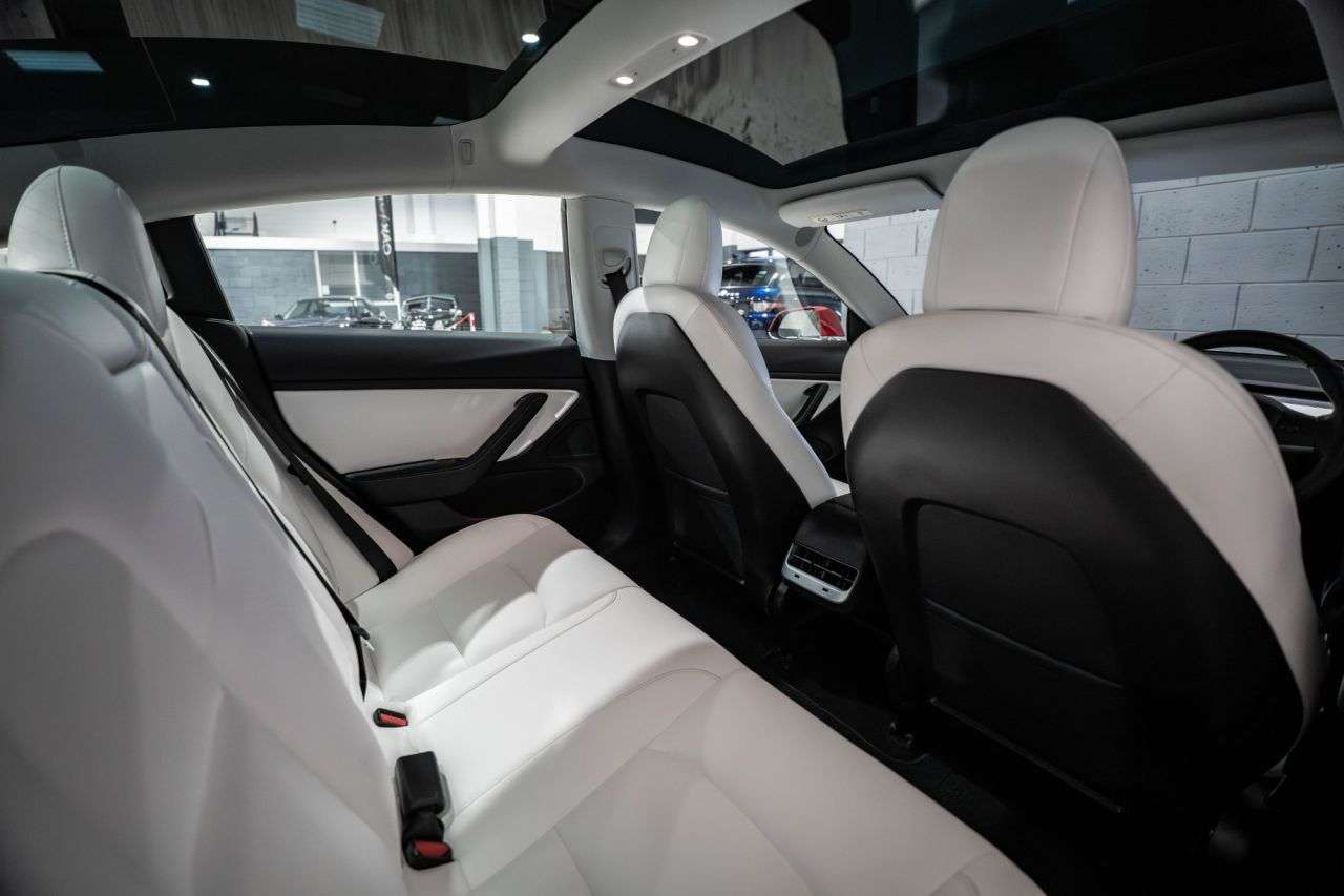 2020 TESLA MODEL 3 2020 TESLA MODEL 3