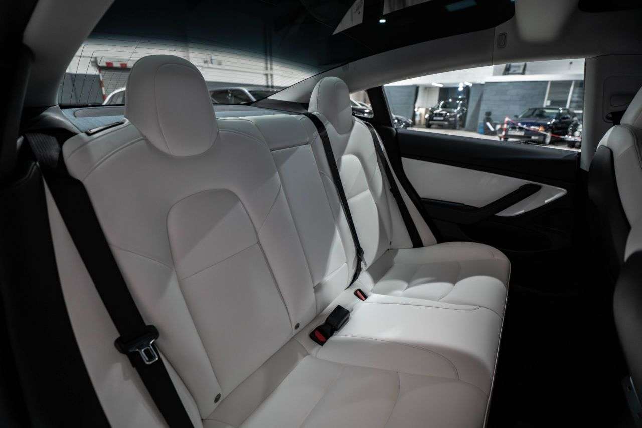 2020 TESLA MODEL 3 2020 TESLA MODEL 3
