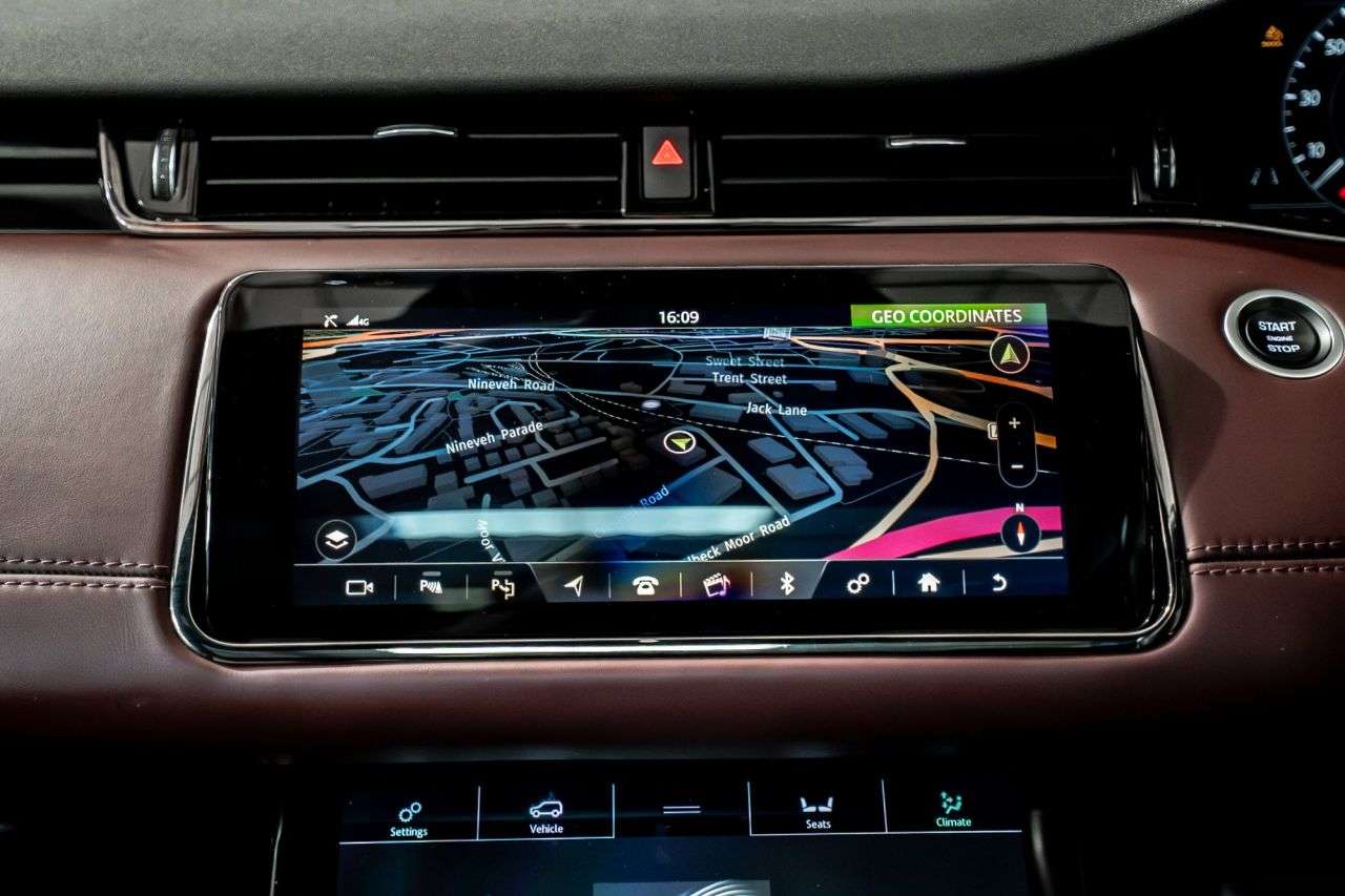 2019 LAND ROVER RANGE ROVER EVOQUE 2019 LAND ROVER RANGE ROVER EVOQUE
