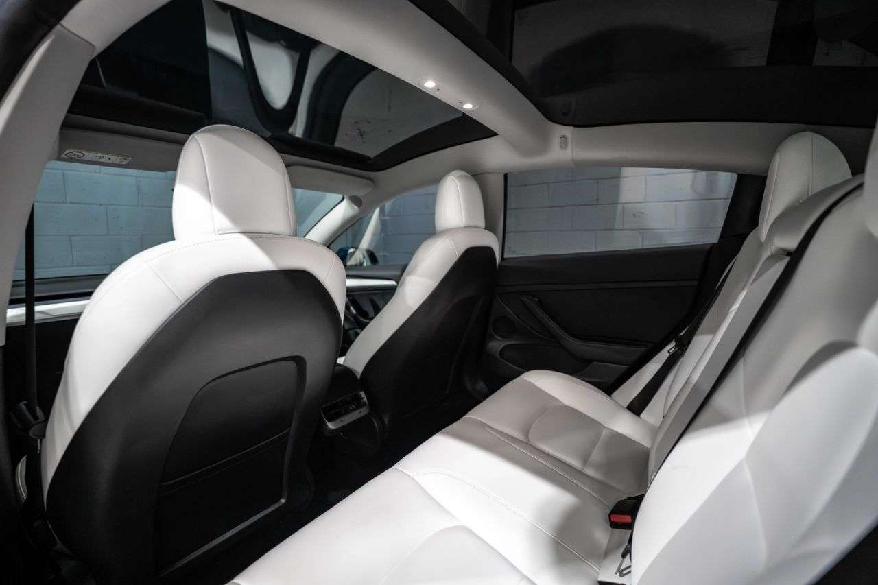 2021 TESLA MODEL 3 2021 TESLA MODEL 3