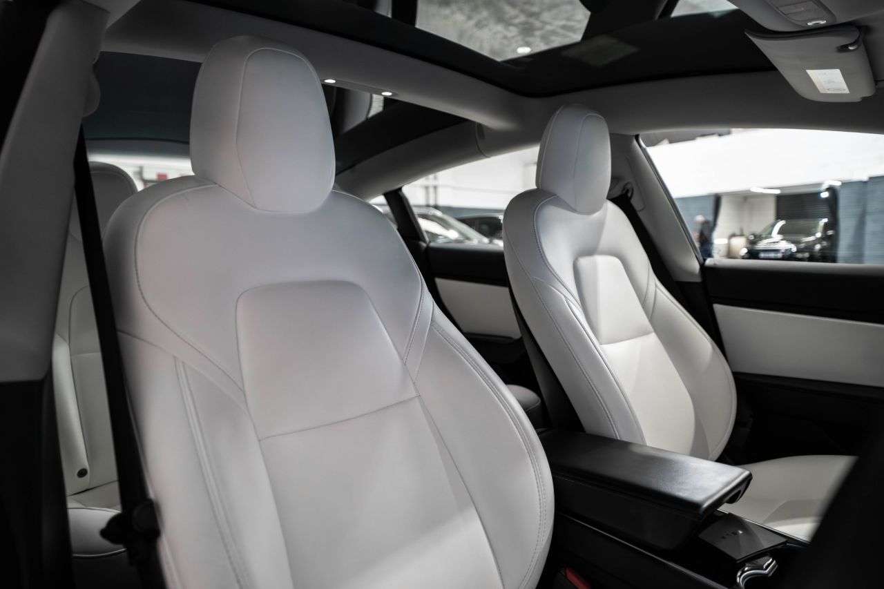 2019 TESLA MODEL 3 2019 TESLA MODEL 3