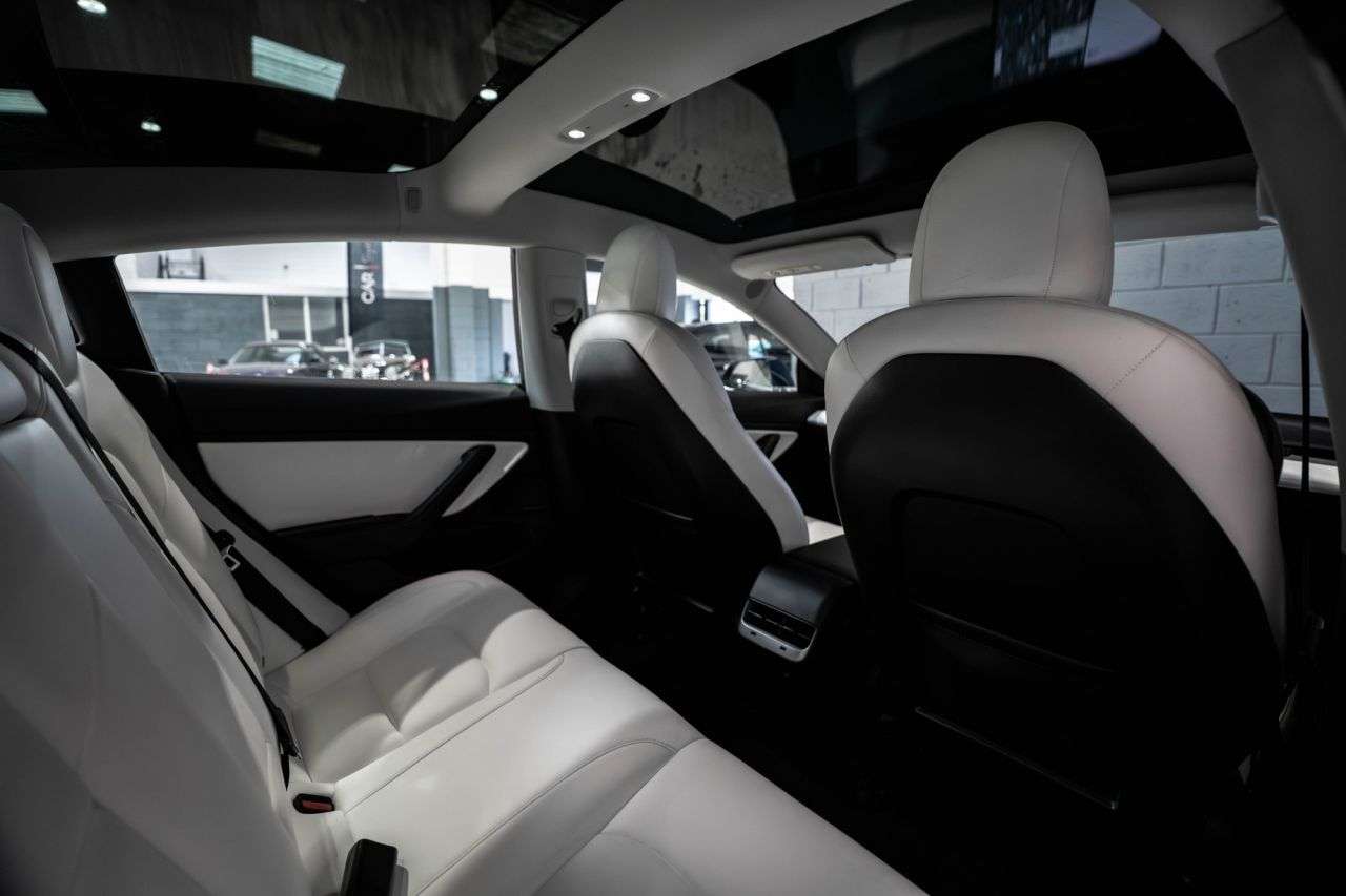 2019 TESLA MODEL 3 2019 TESLA MODEL 3