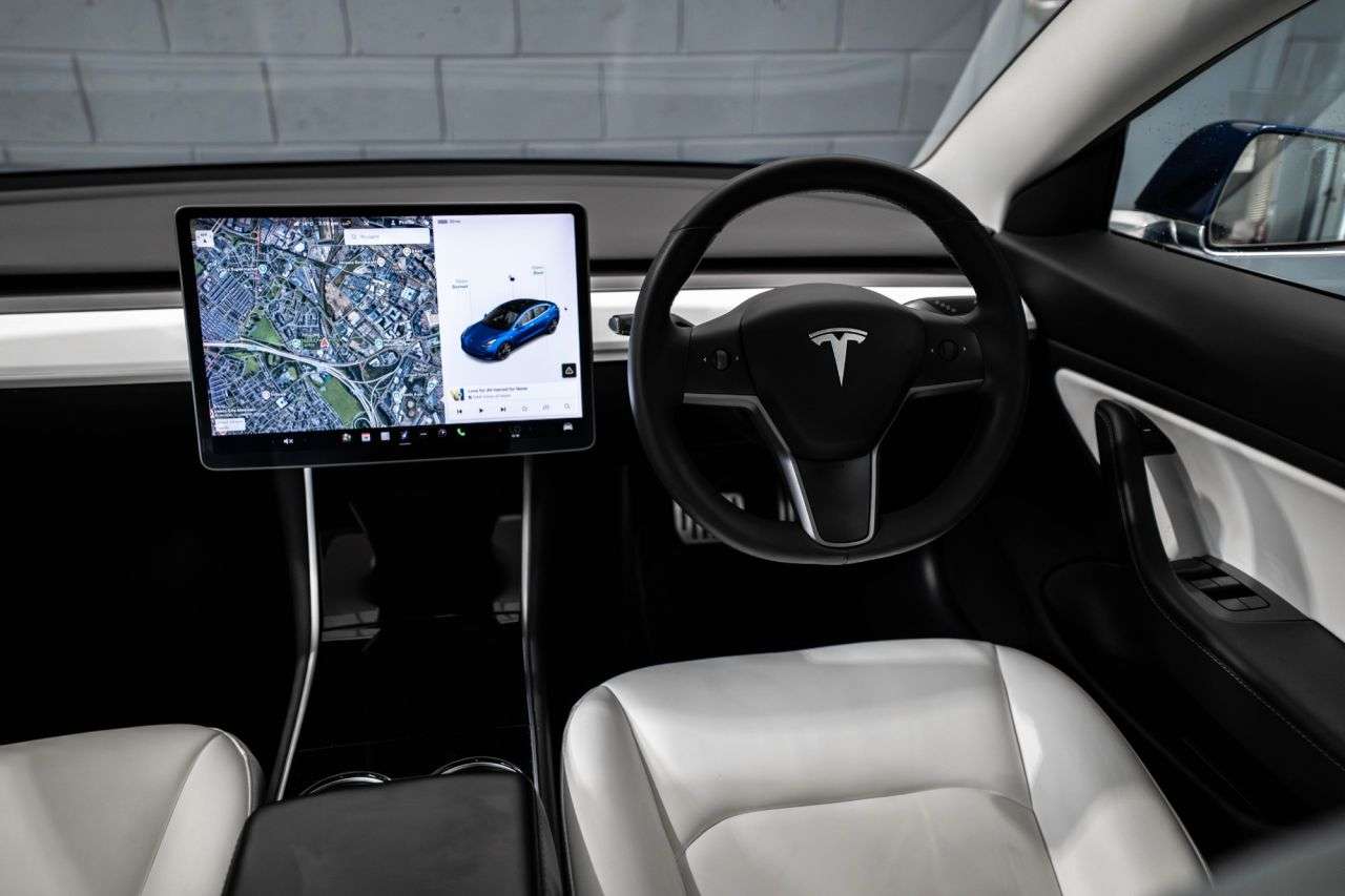 2019 TESLA MODEL 3 2019 TESLA MODEL 3