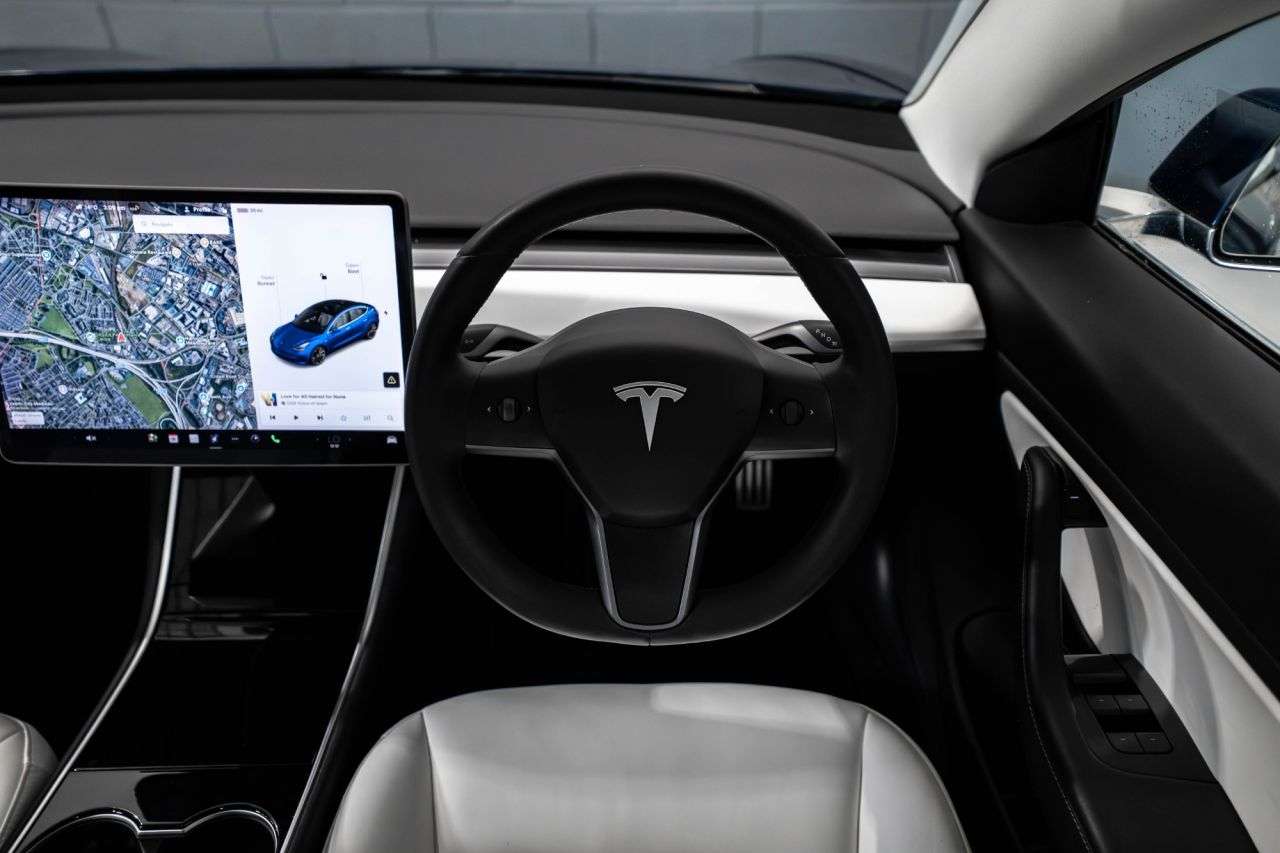 2019 TESLA MODEL 3 2019 TESLA MODEL 3