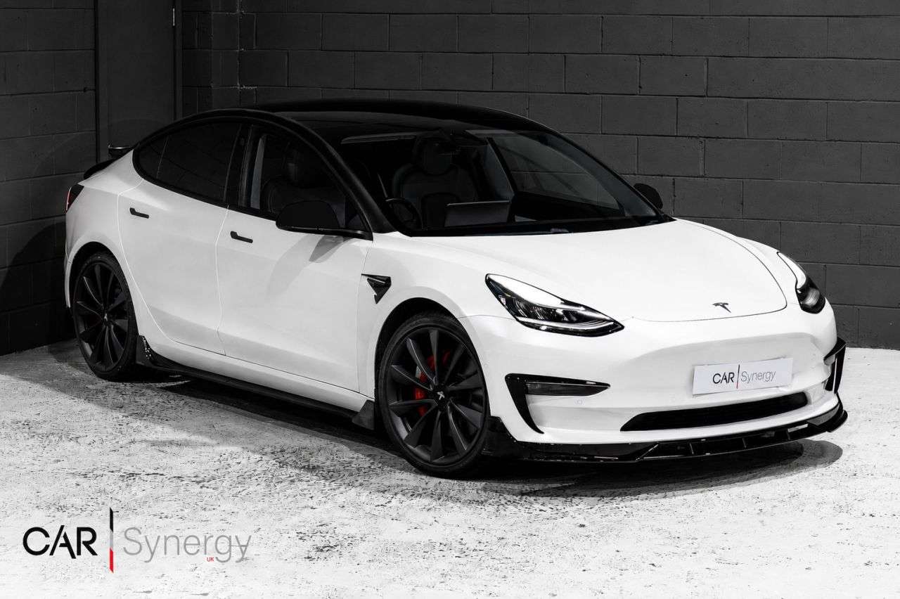 A 2020 TESLA MODEL 3 (Dual Motor) Performance Saloon 4dr Electric Auto 4WDE (Performance Upgrade A 2020 TESLA MODEL 3 (Dual Motor) Performance Saloon 4dr Electric Auto 4WDE (Performance Upgrade