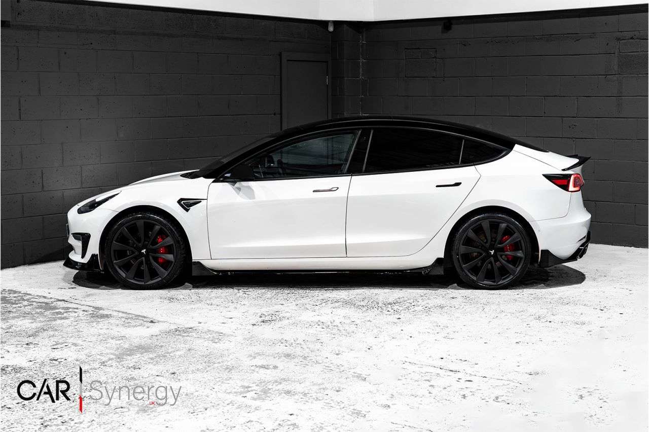 A 2020 TESLA MODEL 3 (Dual Motor) Performance Saloon 4dr Electric Auto 4WDE (Performance Upgrade A 2020 TESLA MODEL 3 (Dual Motor) Performance Saloon 4dr Electric Auto 4WDE (Performance Upgrade