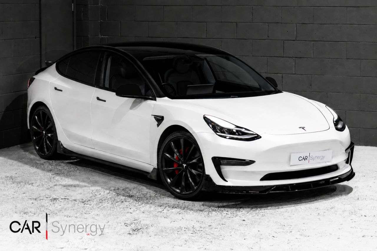 A 2020 TESLA MODEL 3 (Dual Motor) Performance Saloon 4dr Electric Auto 4WDE (Performance Upgrade A 2020 TESLA MODEL 3 (Dual Motor) Performance Saloon 4dr Electric Auto 4WDE (Performance Upgrade