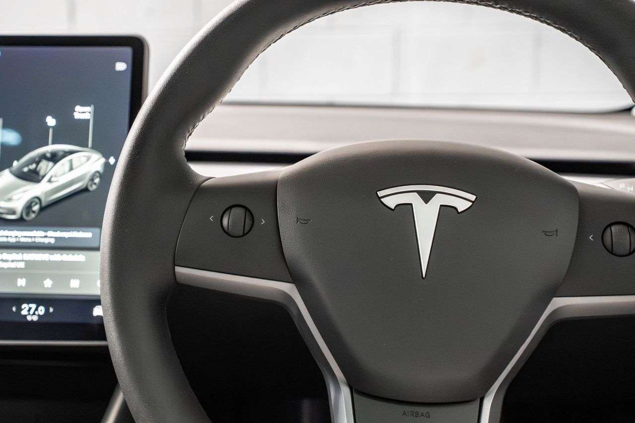 2020 TESLA MODEL 3 2020 TESLA MODEL 3