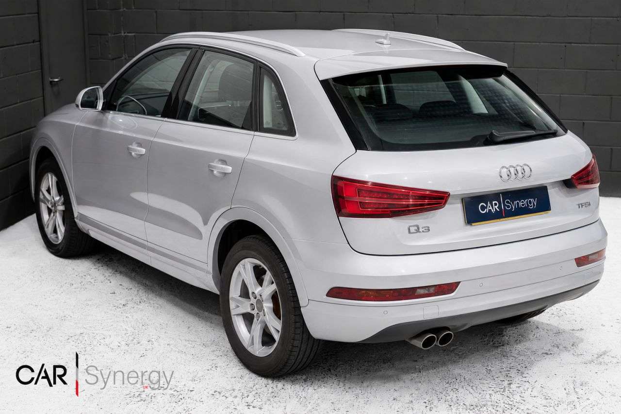 A 2017 AUDI Q3 1.4 TFSI CoD Sport SUV 5dr Petrol S Tronic Euro 6 (s/s) (150 ps) / STUNNING A 2017 AUDI Q3 1.4 TFSI CoD Sport SUV 5dr Petrol S Tronic Euro 6 (s/s) (150 ps) / STUNNING