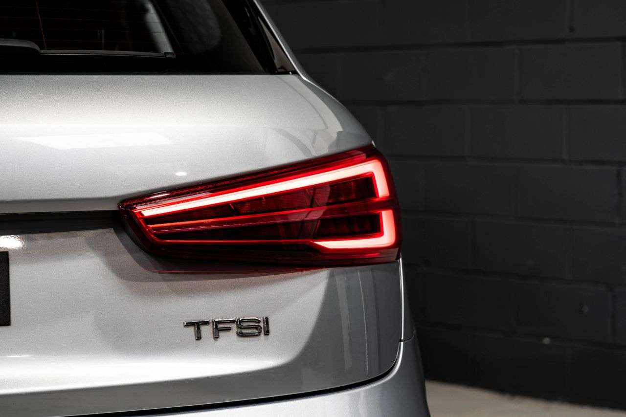 2017 AUDI Q3 2017 AUDI Q3