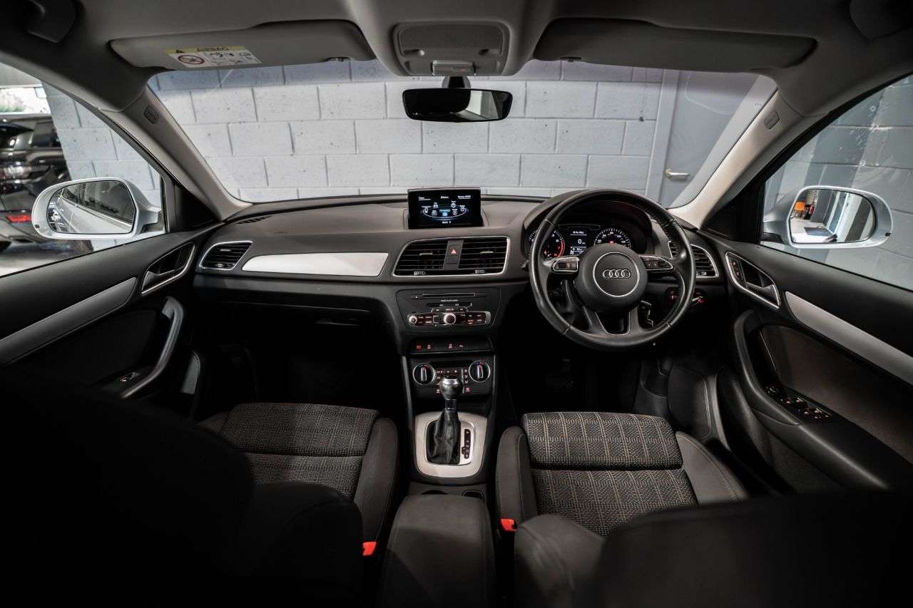 A 2017 AUDI Q3 1.4 TFSI CoD Sport SUV 5dr Petrol S Tronic Euro 6 (s/s) (150 ps) / FULL AUD A 2017 AUDI Q3 1.4 TFSI CoD Sport SUV 5dr Petrol S Tronic Euro 6 (s/s) (150 ps) / FULL AUD